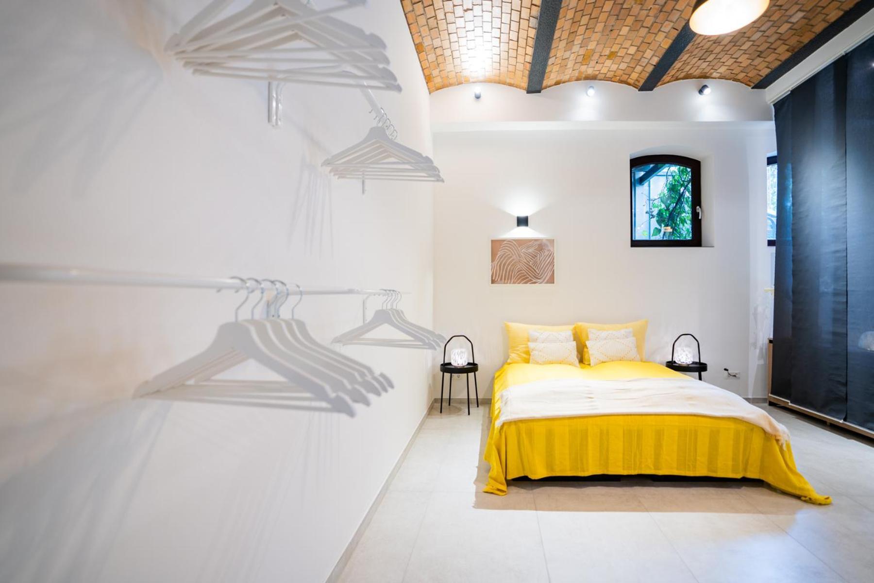 Luxurioeses 100m2 Loft Mit Sauna & Parkplatz - Platz Fuer 4 Personen