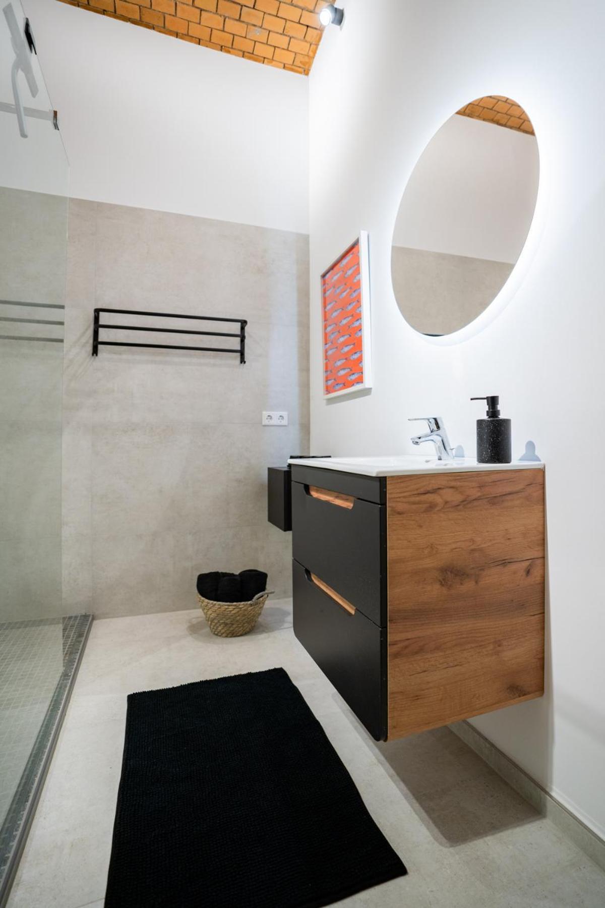 Luxurioeses 100m2 Loft Mit Sauna & Parkplatz - Platz Fuer 4 Personen * Wiesbaden